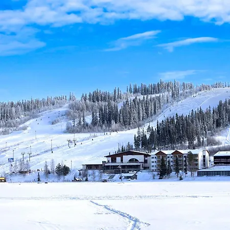 Ukkis & Safaris מלון Ukkohalla